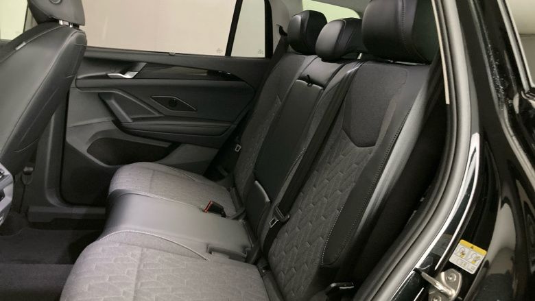 Volkswagen Tayron 1.5 TSI eHybrid Life 5dr DSG6 Estate